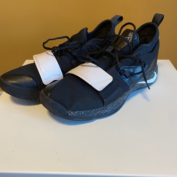 PG1 Black and White Color way - Picture 2 of 2